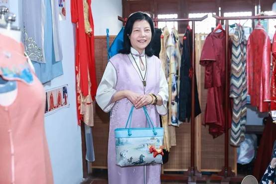 https://mmbiz.qpic.cn/sz_mmbiz_jpg/JBbFa4ajqudm7pbQial0JoqkluVJrCjg4XfT5VPNWibe5zQcib8hrRLgsqcW8oguKKlqZ9IjxcpvMzzkZqbdxSicDurDKoicL7eVJZndr0r0Zm58/640?wx_fmt=jpeg&from=appmsg&tp=wxpic&wxfrom=5&wx_lazy=1#imgIndex=1