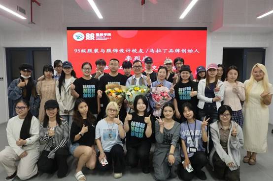 https://mmbiz.qpic.cn/sz_mmbiz_jpg/bKdtxhav4Y8m50gQJicuGpYSK17ywzE4LGouXKq71snmUh6lof9icqxfibTPf8tB26TSJYZIJBJkicZZhbhx8Htmuw/640?wx_fmt=jpeg